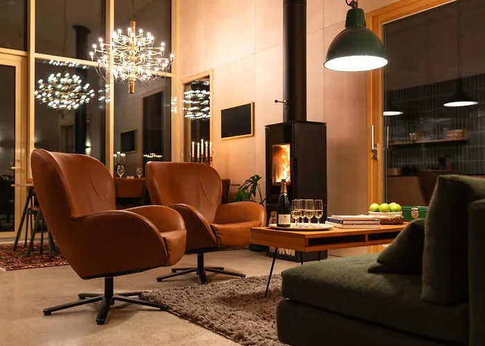 Kuuru Hillside * 루카