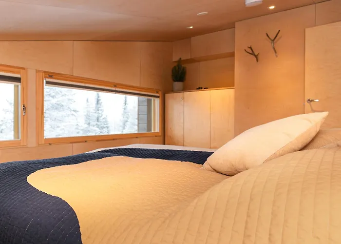 Kuuru Hillside 루카