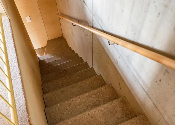 Kuuru Hillside 루카